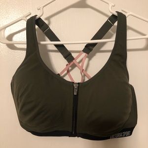 Victoria’s Secret Sport Knockout sports bra 36DDD